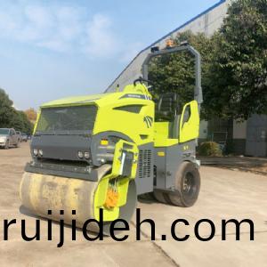 ST3500C--3.5 Ton Pneumatic Tyre Combination Road Roller