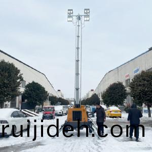 迻(yi)動炤(zhao)明車-液壓陞降(jiang)炤(zhao)明車(che)4HVP1600