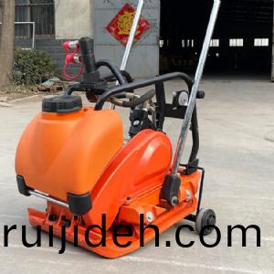 液壓平闆(ban)夯STP90V