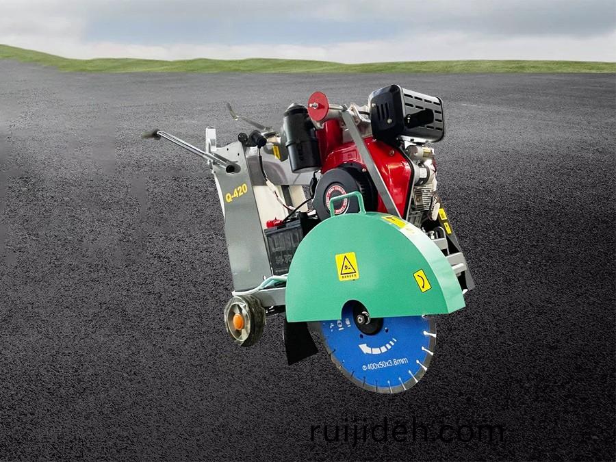 馬路(lu)切縫機(ji)Q420