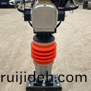 衝(chong)擊夯(hang)STR80