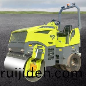 膠(jiao)輪(lun)壓路機(ji)ST4000D