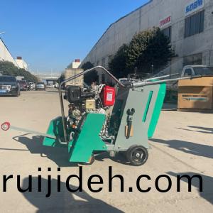 馬(ma)路(lu)切(qie)縫(feng)機(ji)Q520