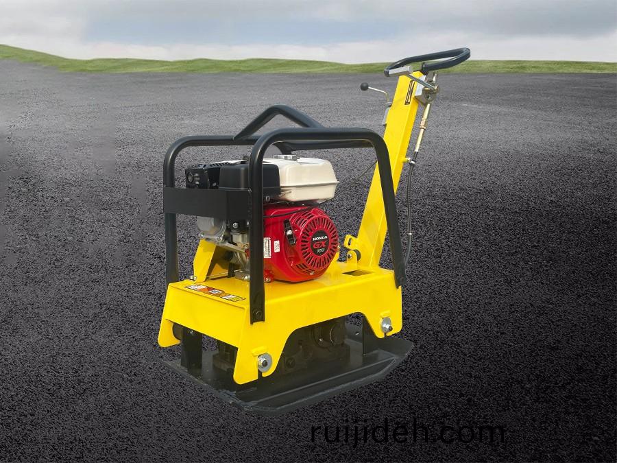 STP125平闆(ban)夯