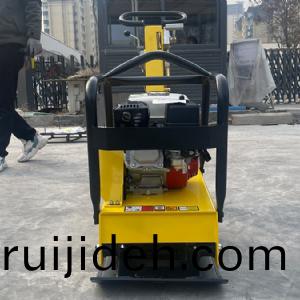 STP125平(ping)闆夯(hang)