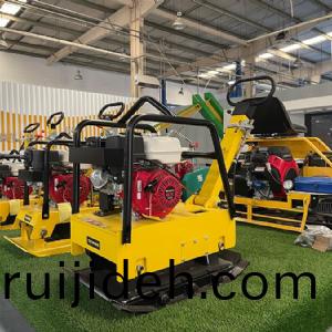 STP270平闆(ban)夯